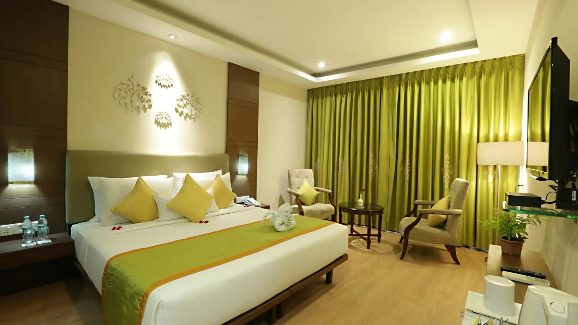 Hotel Deluxe Stay Inn Delhi Airport contacts